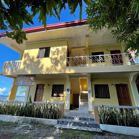 C - Side Inn Mambajao Exterior foto